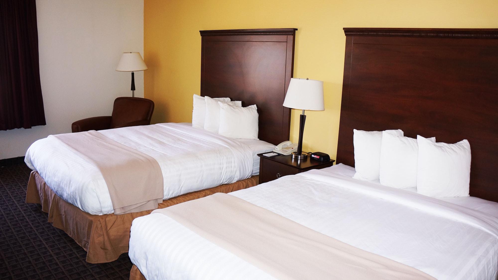 Americinn By Wyndham Madison West Экстерьер фото