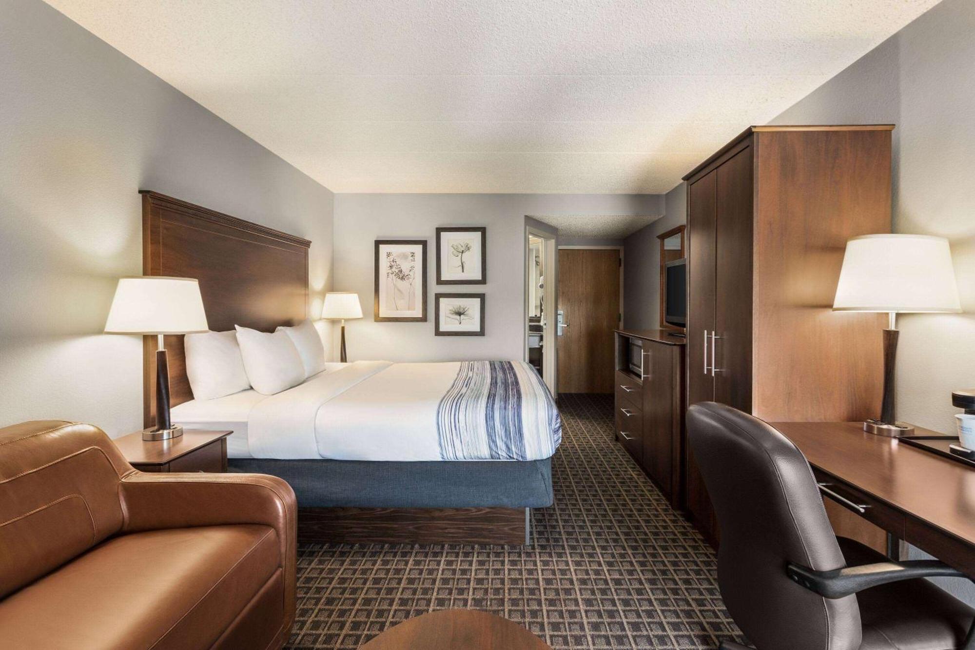 Americinn By Wyndham Madison West Экстерьер фото